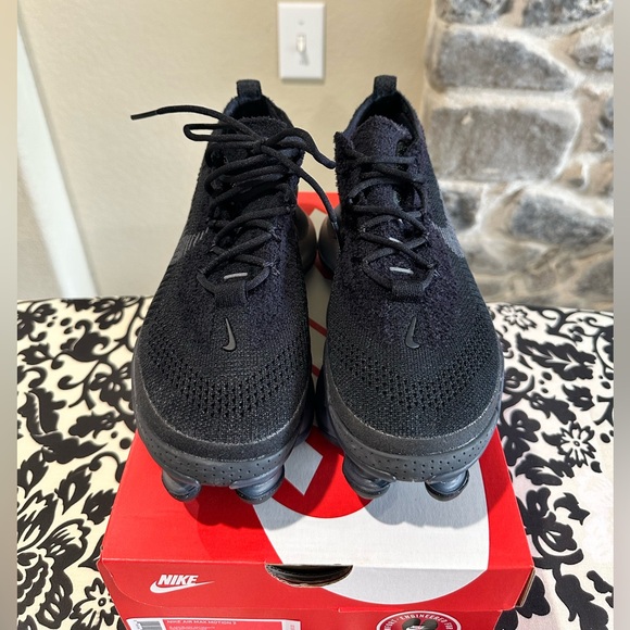 Nike Air Max Scorpion Flyknit Triple Black - Picture 2 of 6